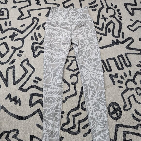 ALO yoga leggings white gray palm Small - Picture 2 of 6